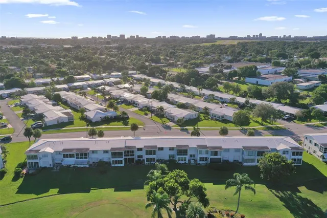 $124,900 | 2751 East Golf Boulevard, Unit 2019, Pompano Beach, FL 33064