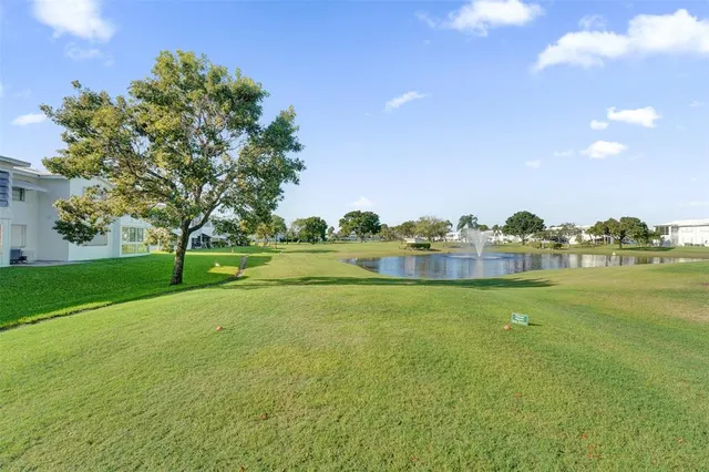 $124,900 | 2751 East Golf Boulevard, Unit 2019, Pompano Beach, FL 33064