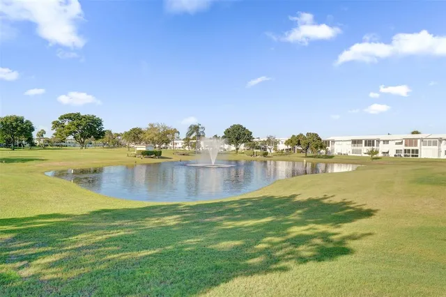 $124,900 | 2751 East Golf Boulevard, Unit 2019, Pompano Beach, FL 33064