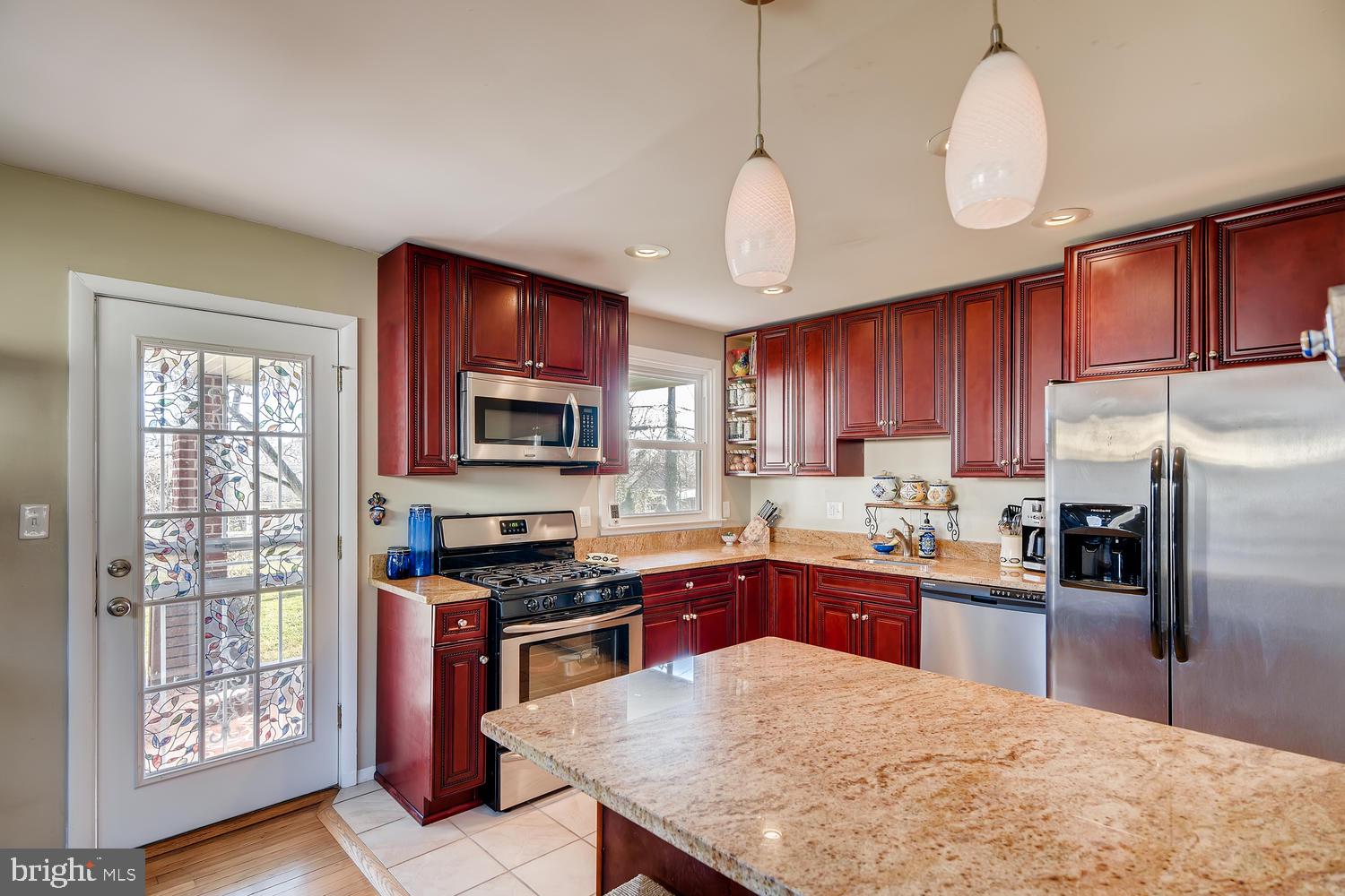 1817 Wentworth Road Baltimore, MD 21234 - Photo 7 of 28
