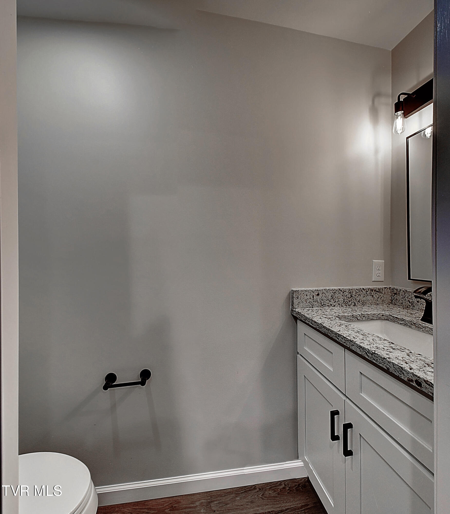 104 Daniel Lane Elizabethton, TN 37643 - Photo 15 of 29 DSC_0357_58_59_60_61_62_stitch