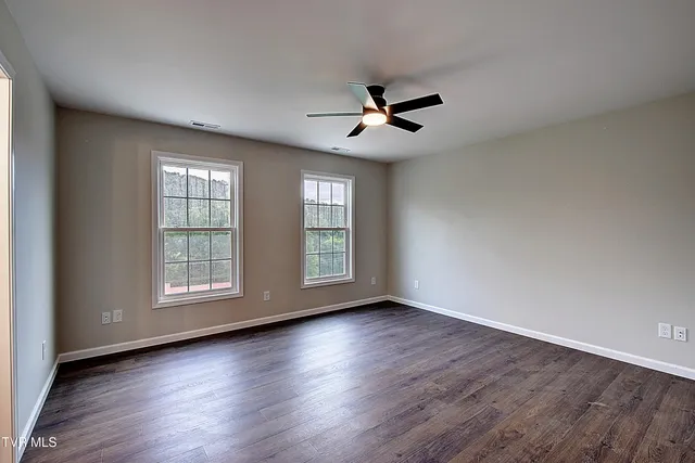 $329,900 | 104 Daniel Lane, Elizabethton, TN 37643