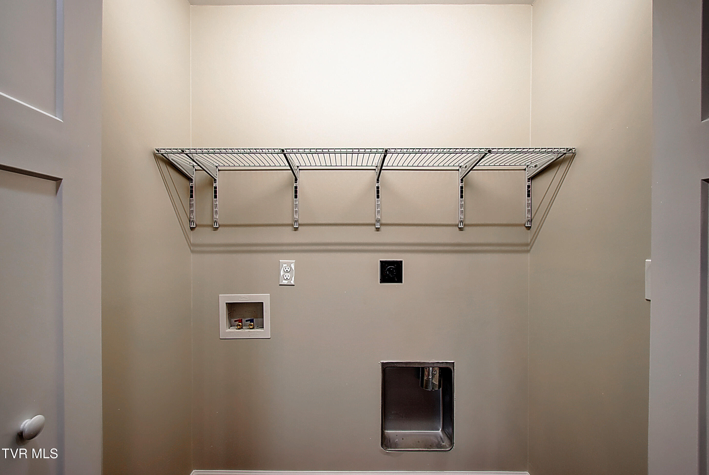 104 Daniel Lane Elizabethton, TN 37643 - Photo 27 of 29 DSC_0672_3_4_5_6_7