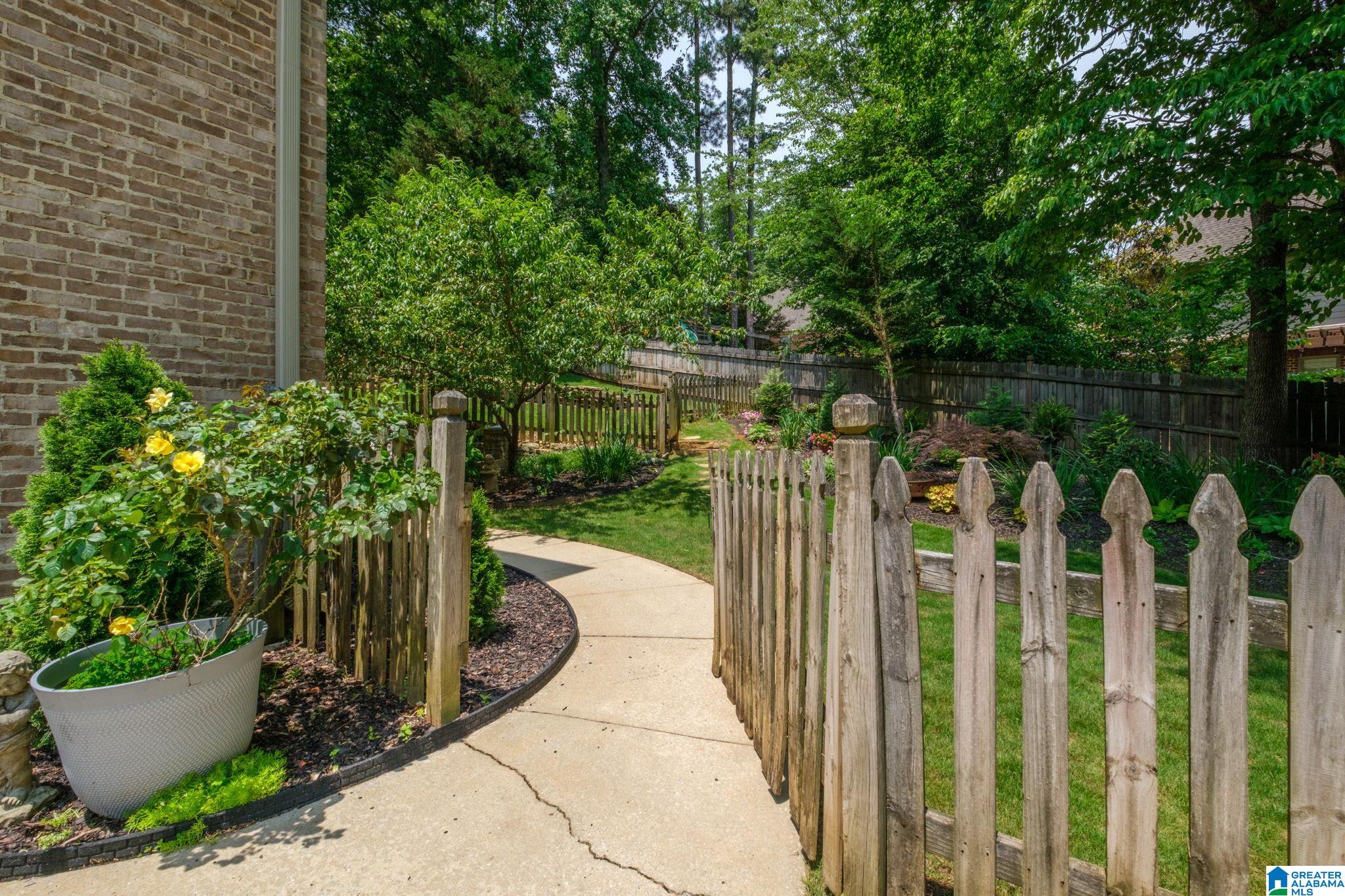 1016 Locksley Circle Birmingham, AL 35242 - Photo 61 of 81