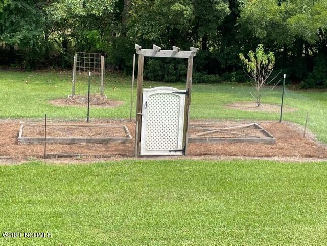 1171 Pope Road Watha, NC 28478 - Photo 54 of 67 Garden beds