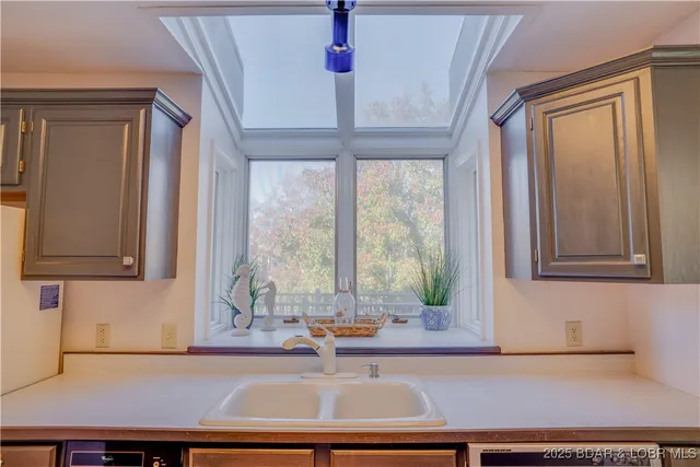 $205,000 | 28 Center Ct Drive, Unit 3A, Lake Ozark, MO 65049