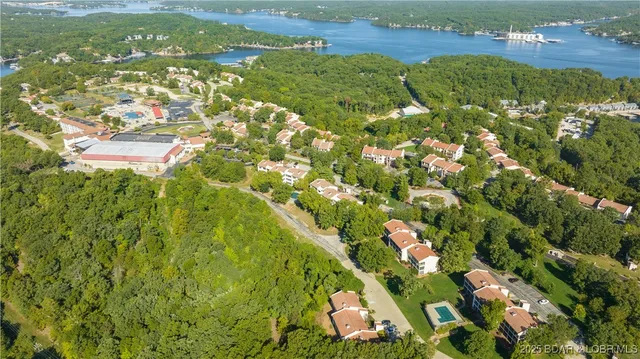 $205,000 | 28 Center Ct Drive, Unit 3A, Lake Ozark, MO 65049