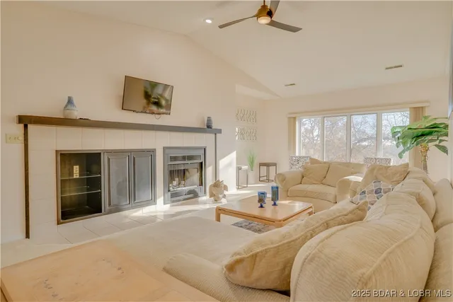 $205,000 | 28 Center Ct Drive, Unit 3A, Lake Ozark, MO 65049