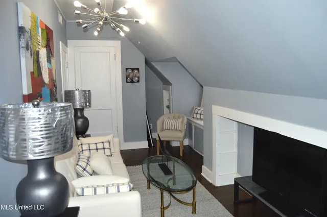 $249,000 | 513 Crockett Avenue, Greenwood, MS 38930