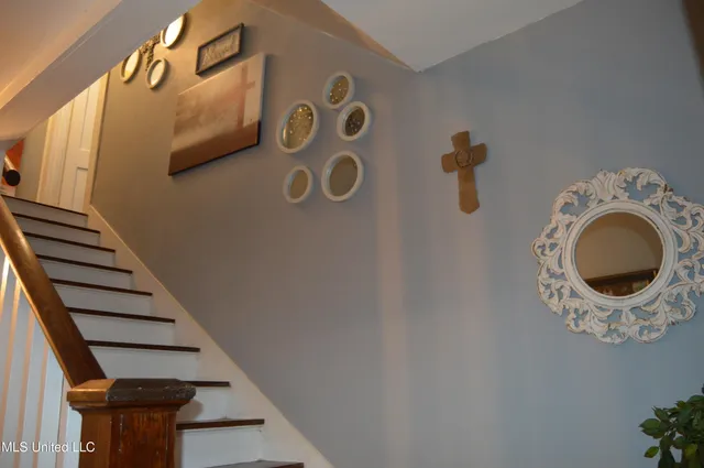 $249,000 | 513 Crockett Avenue, Greenwood, MS 38930