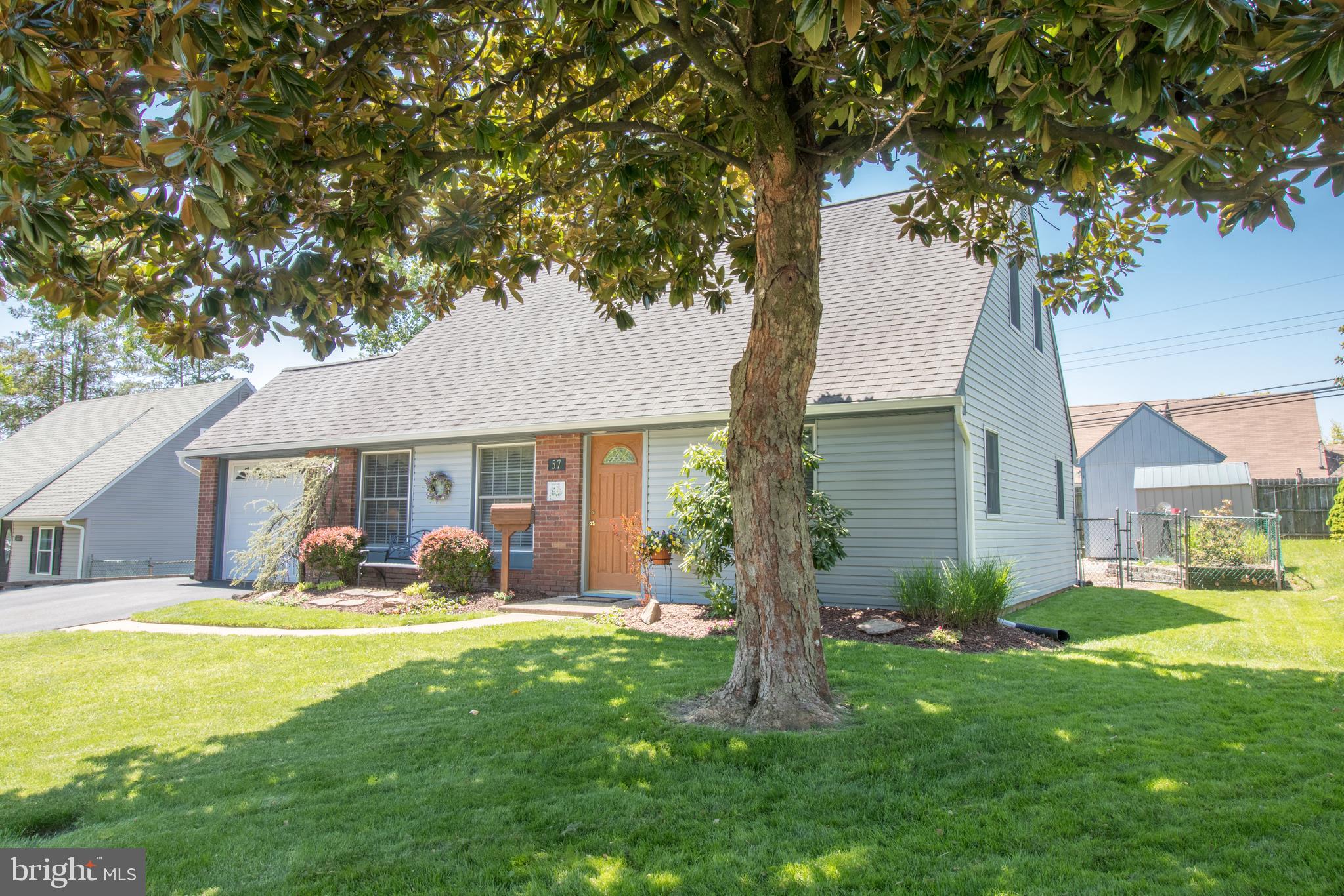 57 Handy Road Levittown, PA 19056 - Photo 3 of 23 Gallery Image 3