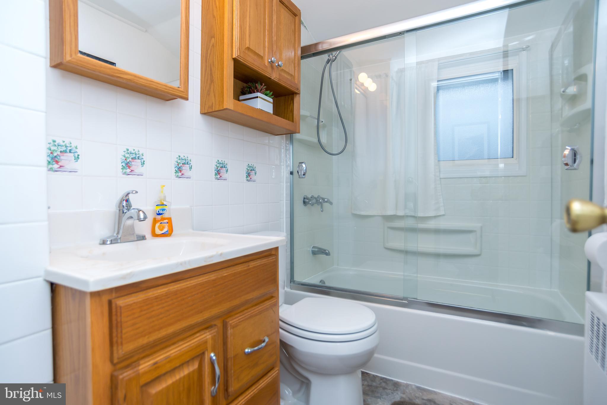 57 Handy Road Levittown, PA 19056 - Photo 21 of 23 Gallery Image 21