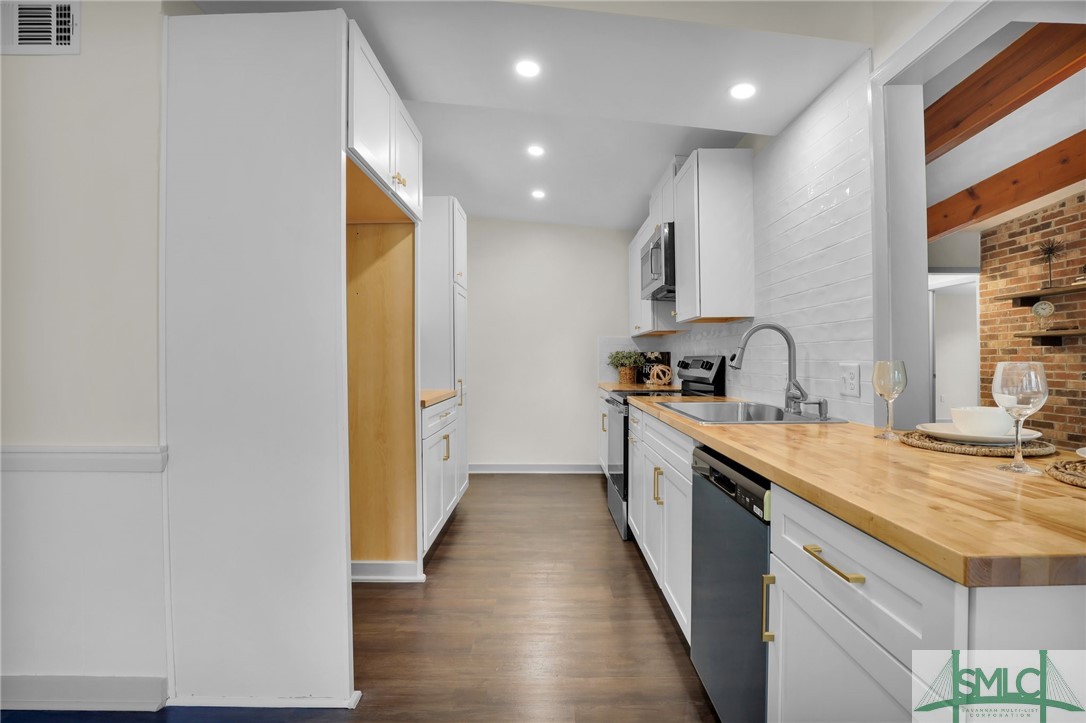 206 Willow Road Savannah, GA 31419 - Photo 12 of 40