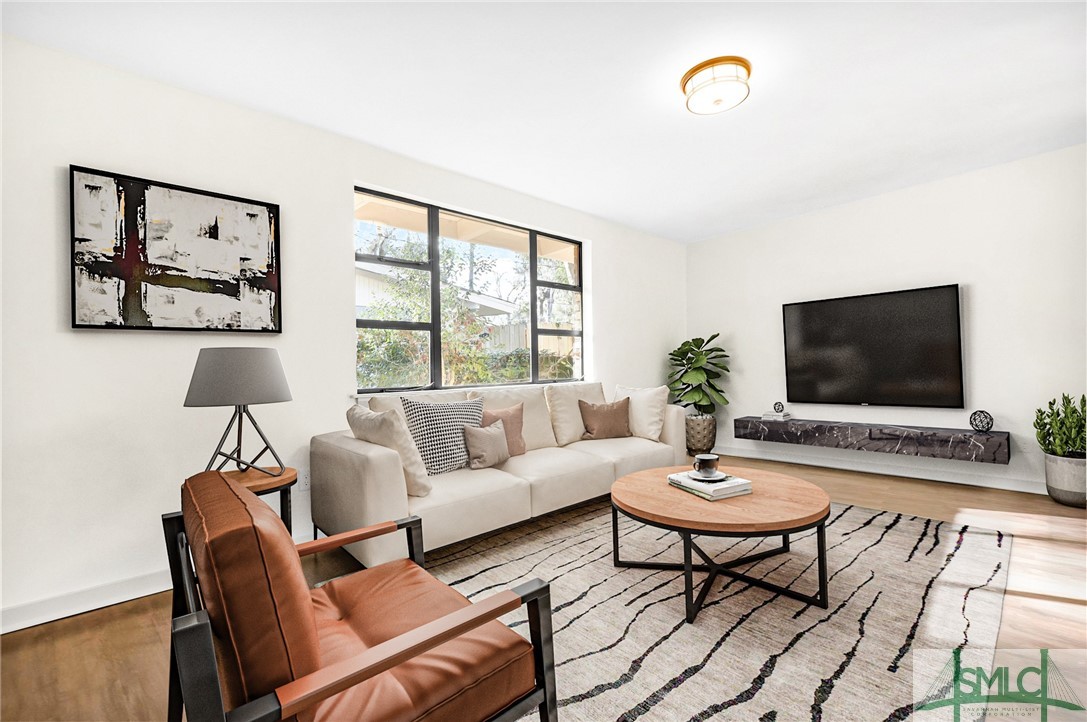 206 Willow Road Savannah, GA 31419 - Photo 17 of 40 Virtually staged Sitting Area