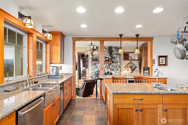 $3,390,000 | 10665 North Road, Leavenworth, WA 98826