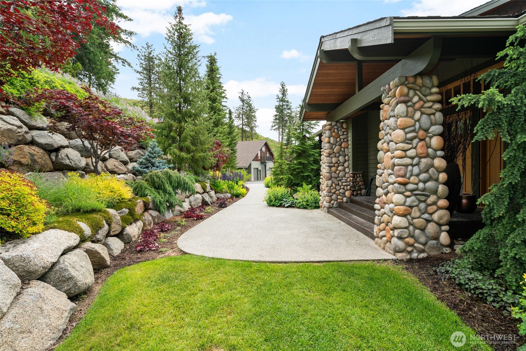 10665 North Road Leavenworth, WA 98826 - Photo 8 of 40