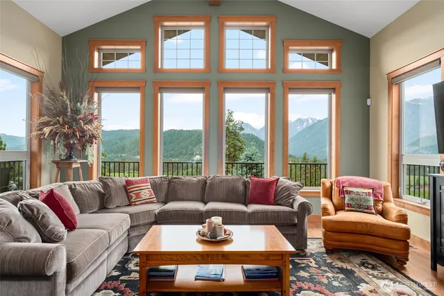 $3,390,000 | 10665 North Road, Leavenworth, WA 98826