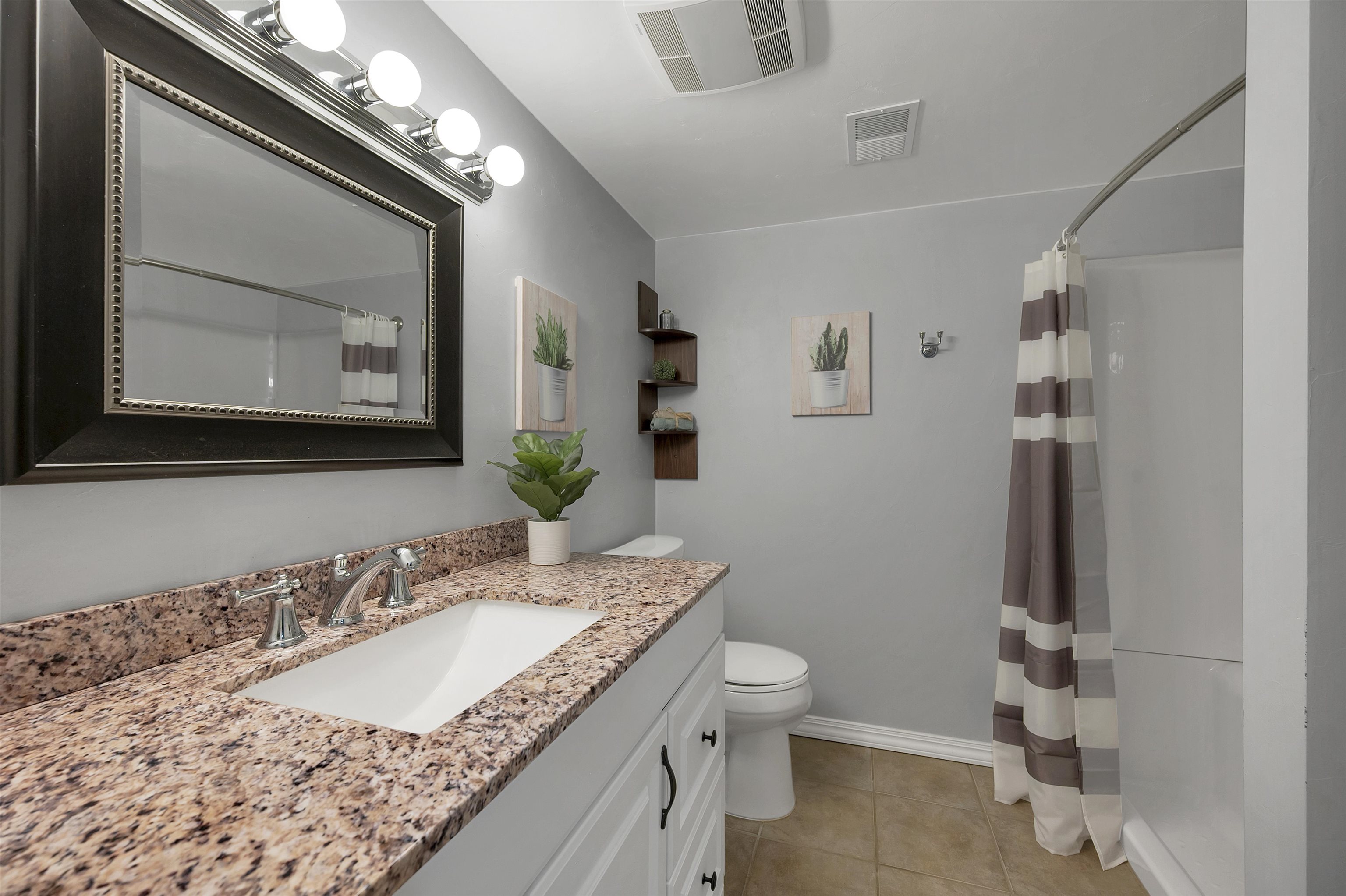 1909 Riverside Drive, Unit H Green Bay, WI 54313 - Photo 32 of 51