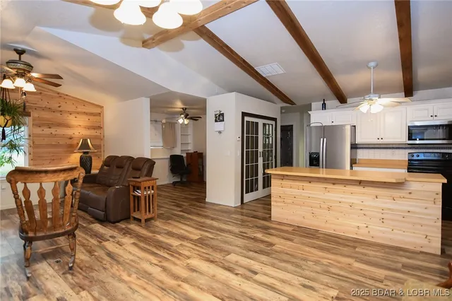 $419,900 | 10 Hidden Oaks Road, Eldon, MO 65026