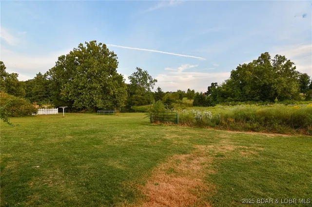 $419,900 | 10 Hidden Oaks Road, Eldon, MO 65026