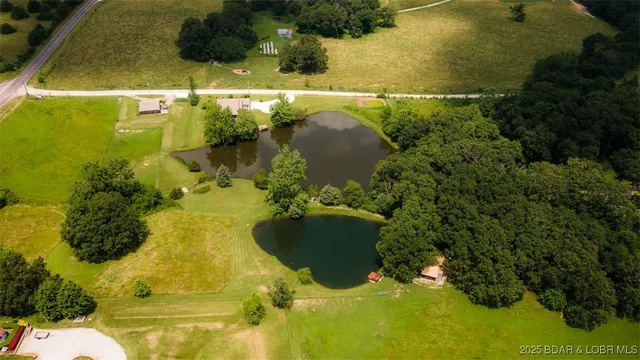 $419,900 | 10 Hidden Oaks Road, Eldon, MO 65026