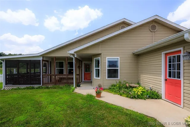 $419,900 | 10 Hidden Oaks Road, Eldon, MO 65026