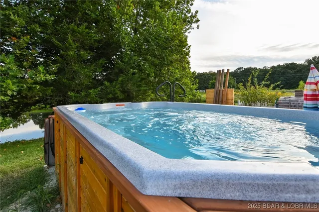 $419,900 | 10 Hidden Oaks Road, Eldon, MO 65026