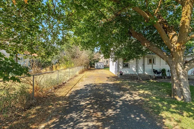 $214,999 | 1014 Washington Street, Davenport, WA 99122