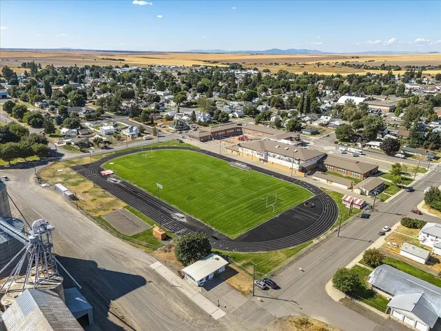 $214,999 | 1014 Washington Street, Davenport, WA 99122