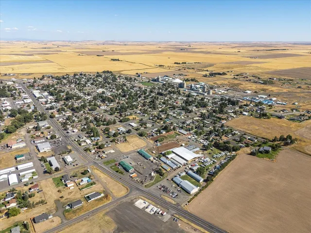 $214,999 | 1014 Washington Street, Davenport, WA 99122