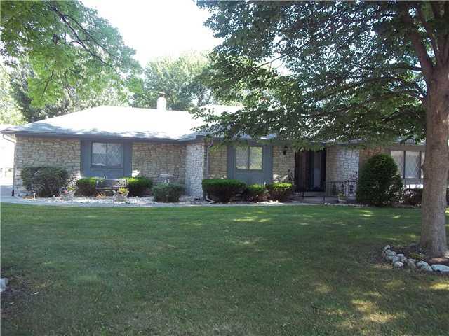 646 Boulder Road Indianapolis, IN 46217 - Photo 1 of 24 Gallery Image 1