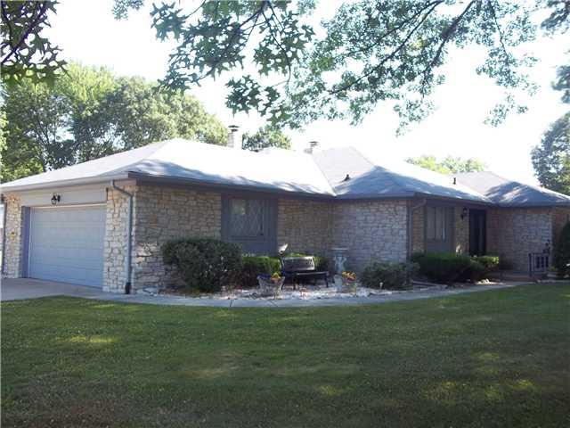 646 Boulder Road Indianapolis, IN 46217 - Photo 13 of 24 Gallery Image 13