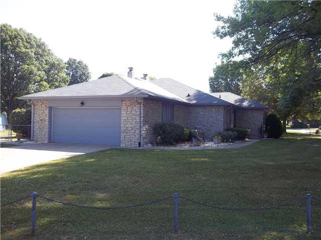 646 Boulder Road Indianapolis, IN 46217 - Photo 14 of 24 Gallery Image 14