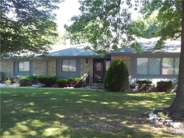 646 Boulder Road Indianapolis, IN 46217 - Photo 19 of 24 Gallery Image 19