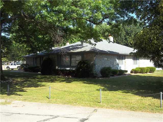 646 Boulder Road Indianapolis, IN 46217 - Photo 20 of 24 Gallery Image 20