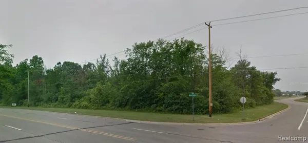 $276,900 | 18.41 Taft Road, Flint, MI 48532