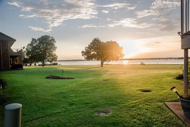 $300,000 | 1889 Signal Ridge Place, Rockwall, TX 75032