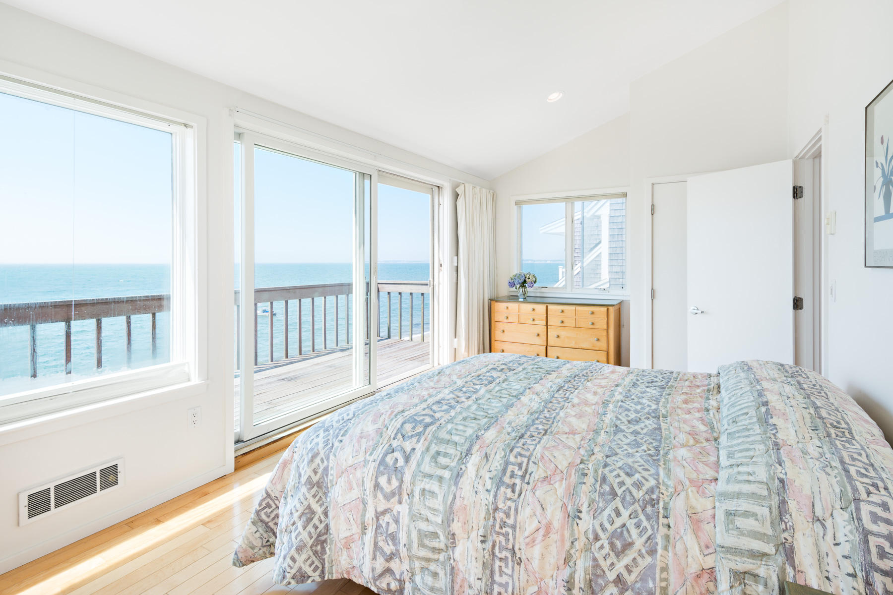 444 Shore Road Truro, MA 02666 - Photo 19 of 31 444 Shore Road, North Truro MA-30