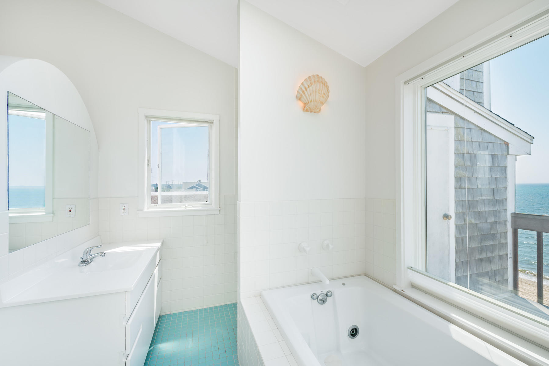 444 Shore Road Truro, MA 02666 - Photo 22 of 31 444 Shore Road, North Truro MA-31