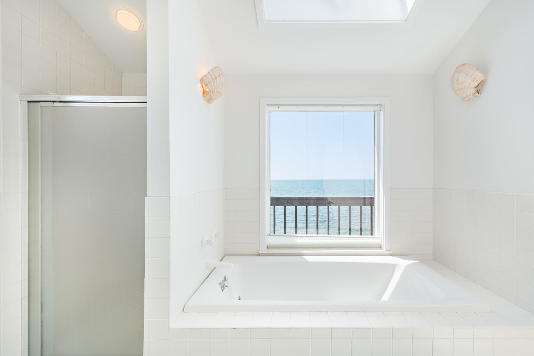 444 Shore Road Truro, MA 02666 - Photo 23 of 31 444 Shore Road, North Truro MA-32