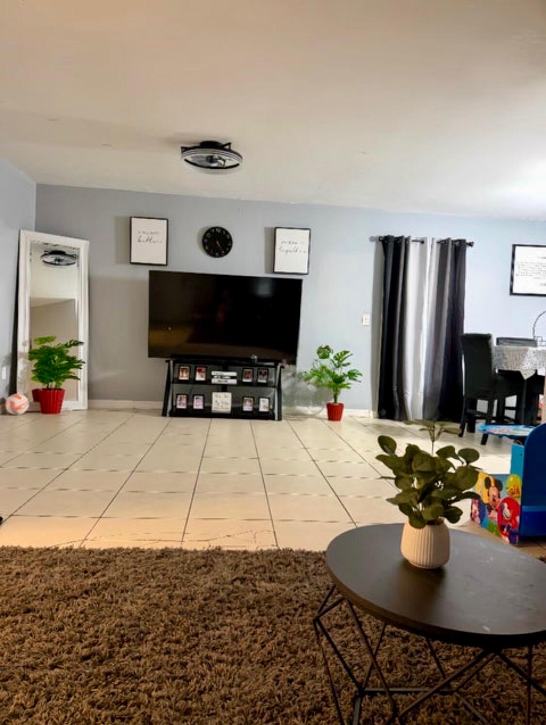 190 Abalone Road Northwest Palm Bay, FL 32907 - Photo 5 of 19 IMG_6806