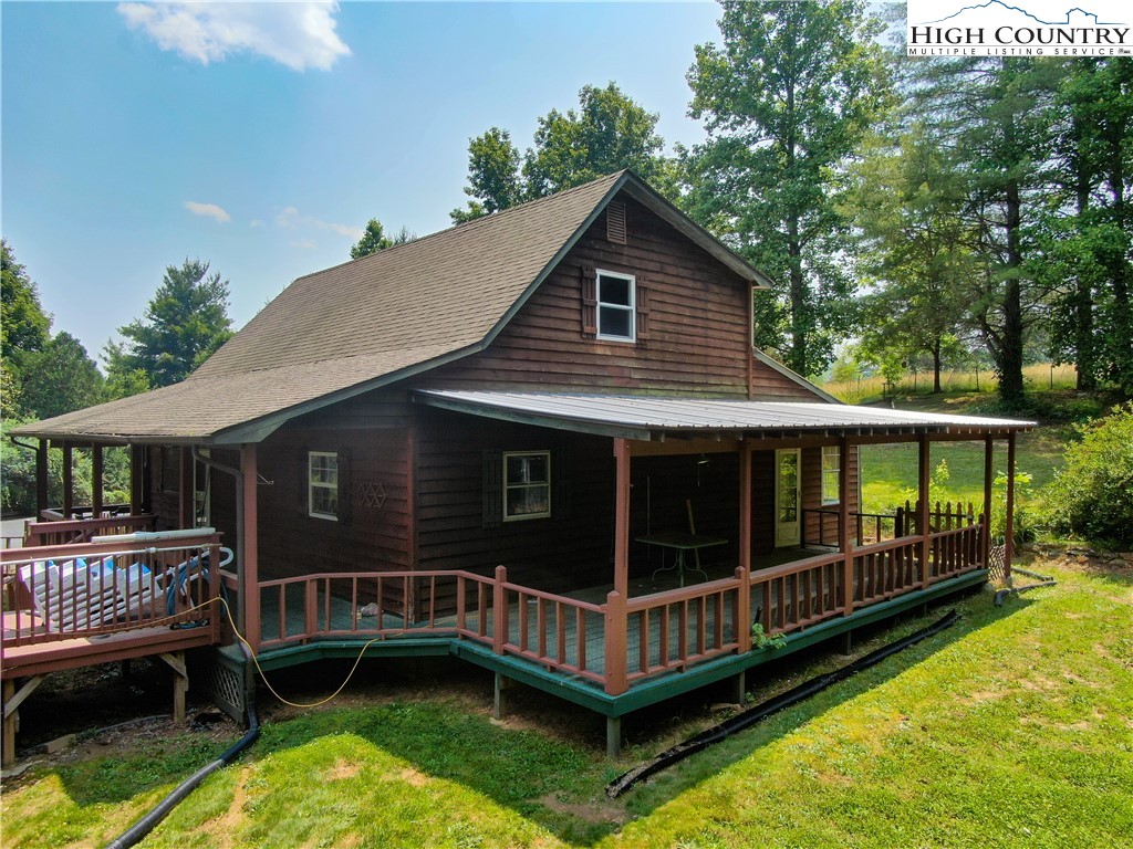 1249 Cedar Valley Church Road Lenoir, NC 28645 - Photo 2 of 29 Gallery Image 2