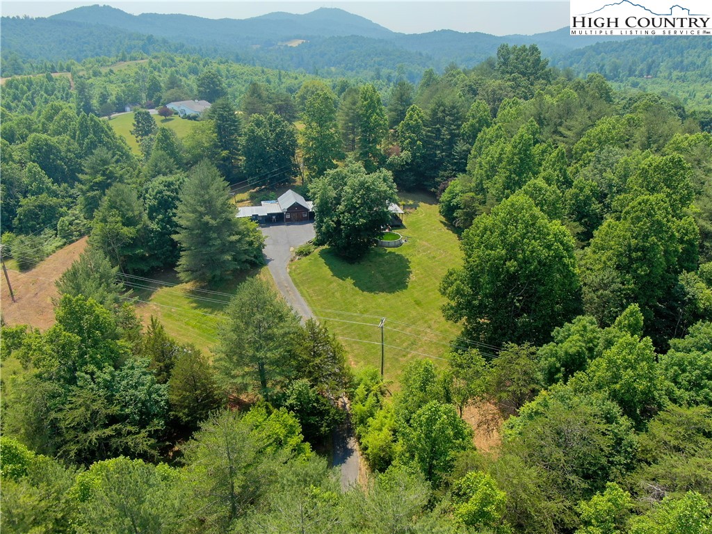 1249 Cedar Valley Church Road Lenoir, NC 28645 - Photo 4 of 29 Gallery Image 4