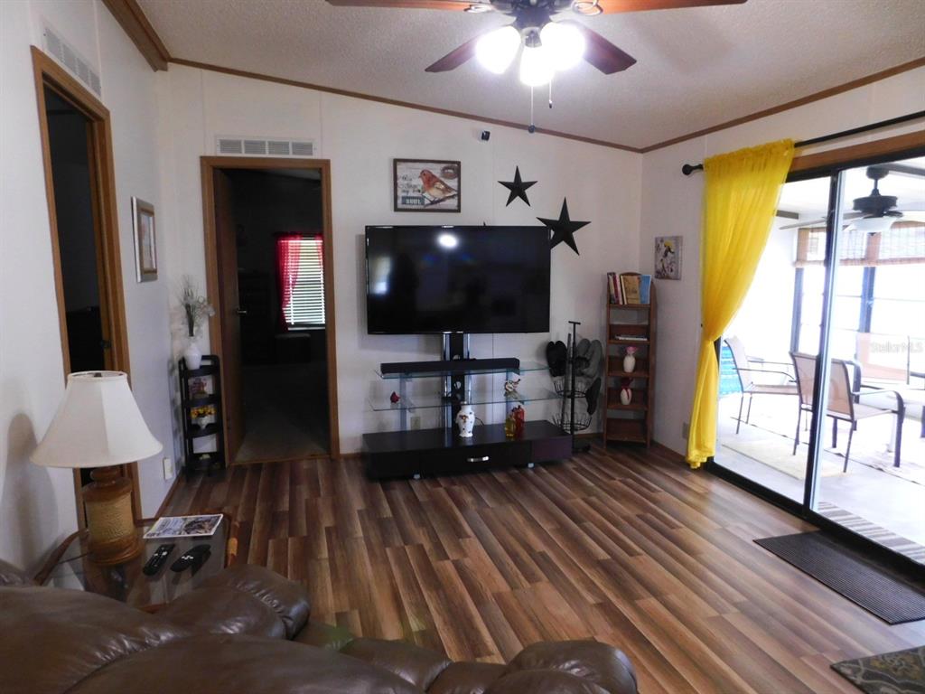 1001 Starkey Road, Unit 99 Largo, FL 33771 - Photo 11 of 45