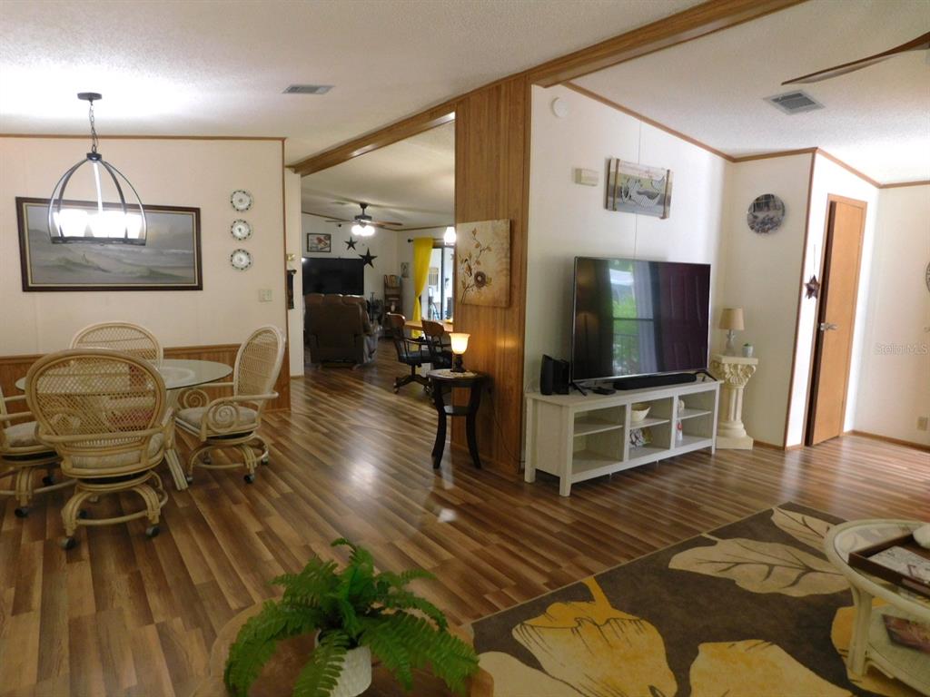 1001 Starkey Road, Unit 99 Largo, FL 33771 - Photo 16 of 45