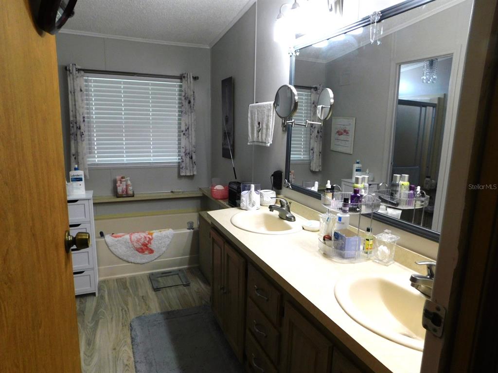 1001 Starkey Road, Unit 99 Largo, FL 33771 - Photo 35 of 45