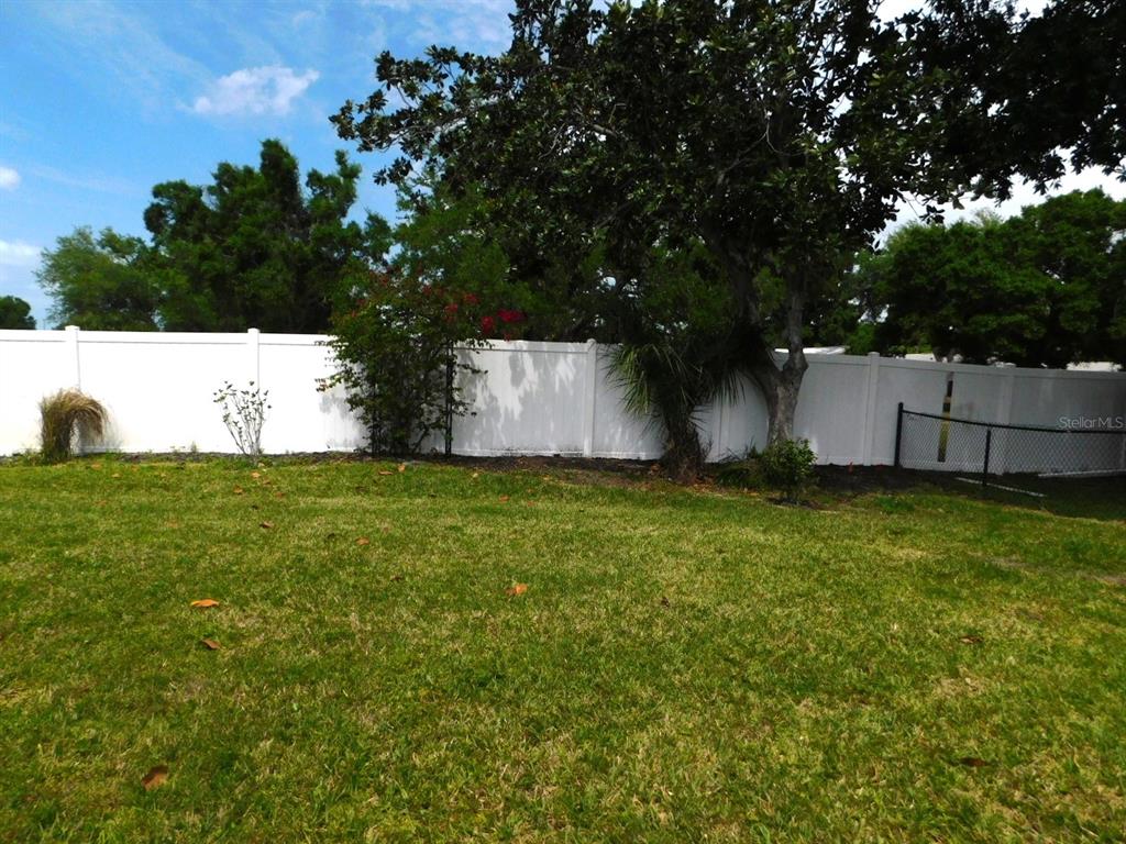 1001 Starkey Road, Unit 99 Largo, FL 33771 - Photo 6 of 45