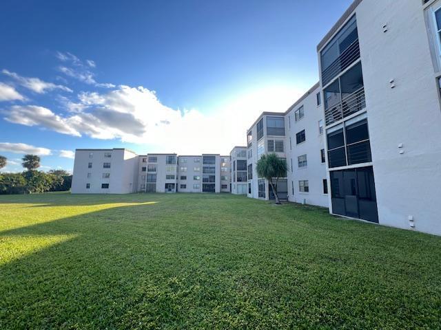 9300 Southwest 8th Street, Unit 403 Boca Raton, FL 33428 - Photo 30 of 35 Back of Building