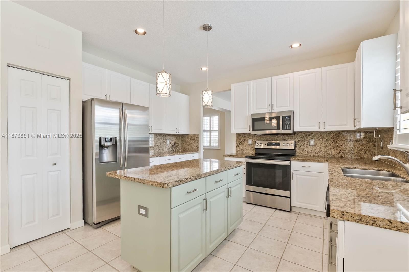 3844 Falcon Ridge Circle Weston, FL 33331 - Photo 21 of 42