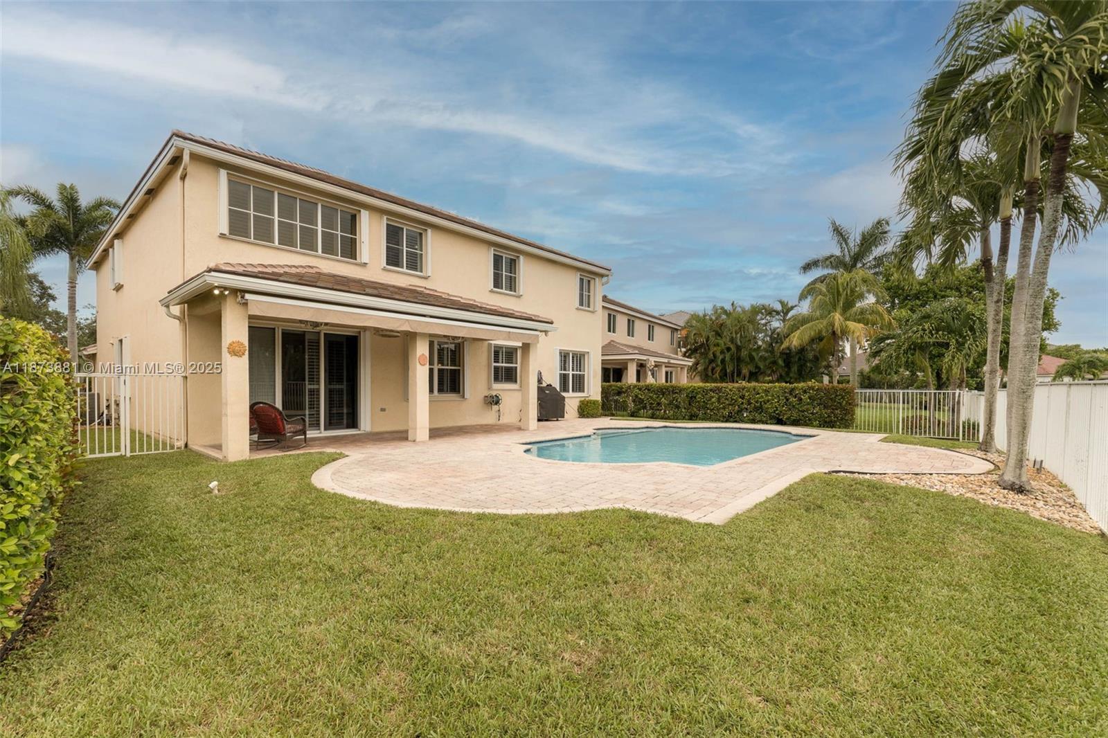 3844 Falcon Ridge Circle Weston, FL 33331 - Photo 4 of 42